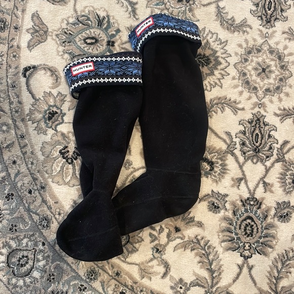 hunter boot sock inserts blue and black snowflake EUC - Picture 3 of 3